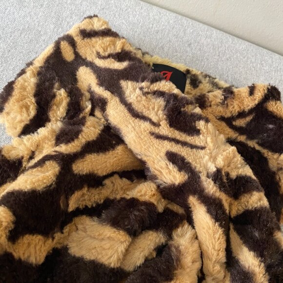 Adrienne Landau Scarf Animal Print Faux Fur Pull Through Scarf - Picture 5 of 13